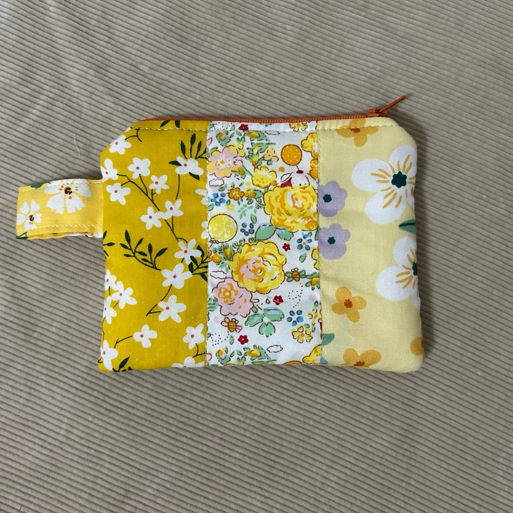 Handmade Quilted Mini Zipper Pouch | Floral Patchwork | Yellow Floral 7